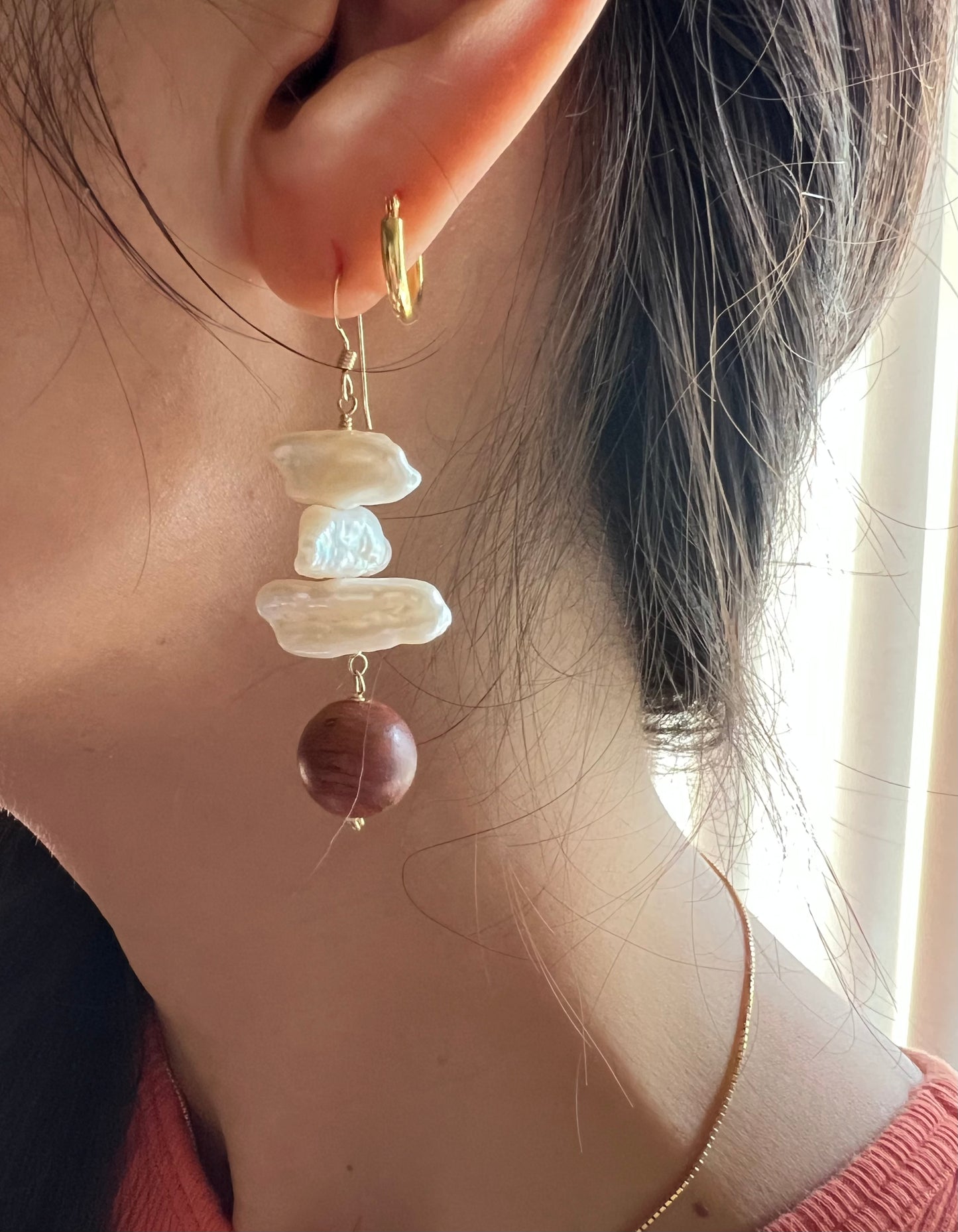 Keshi pearl and natural wood dropped earrings