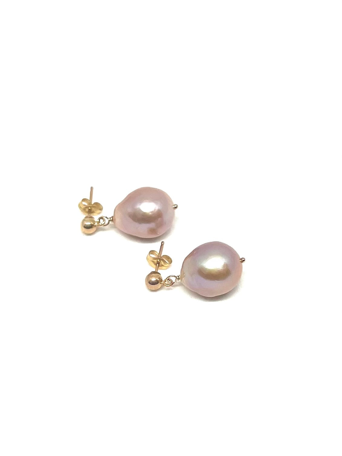 Natural pink Baroque pearl earring