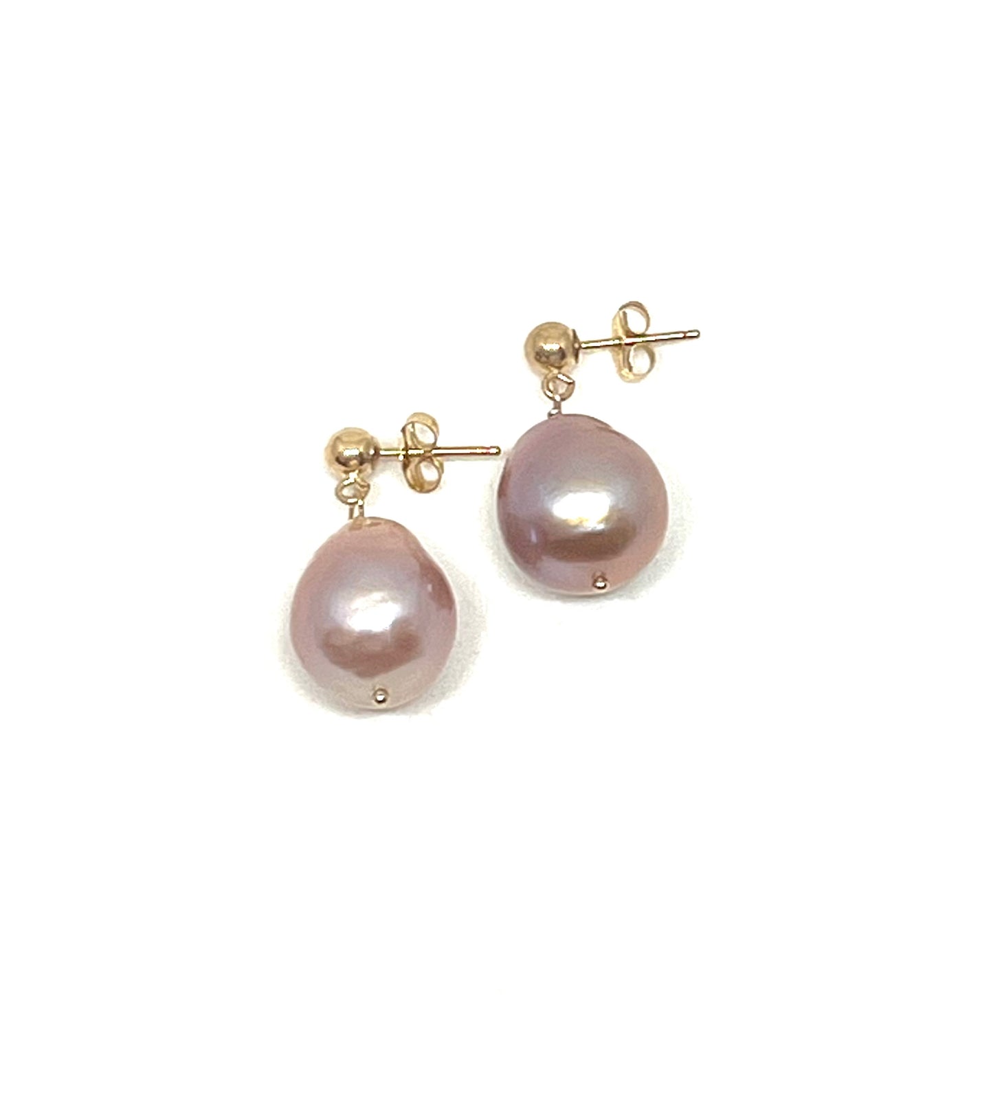 Natural pink Baroque pearl earring