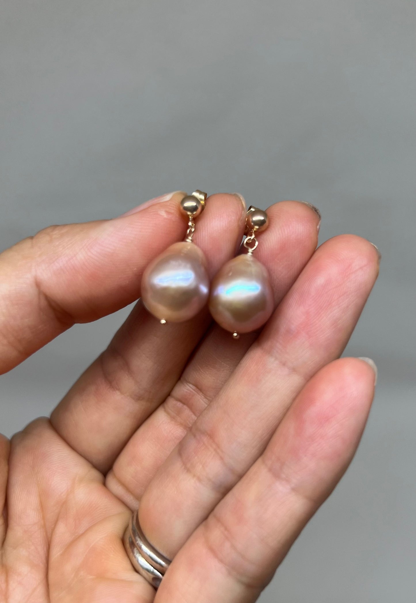 Natural pink Baroque pearl earring