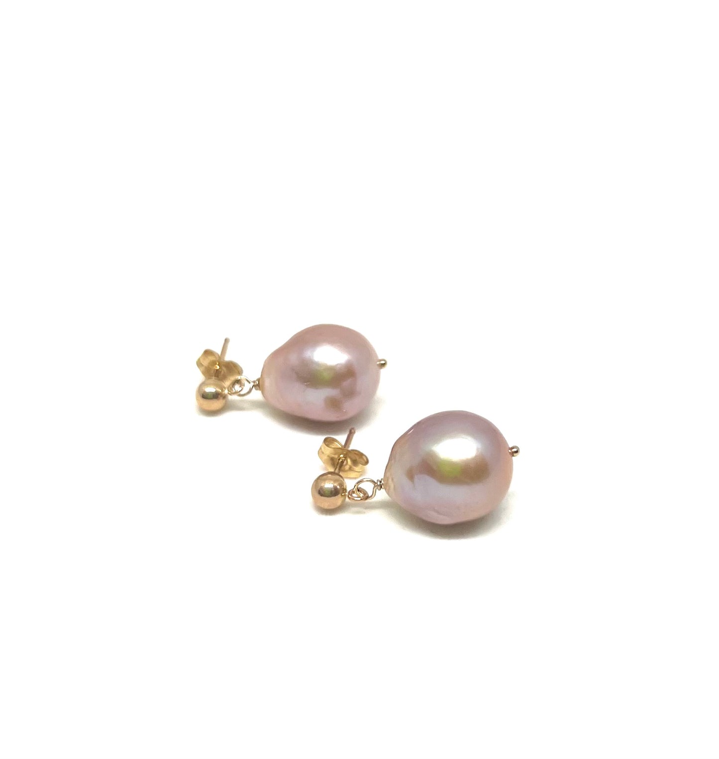 Natural pink Baroque pearl earring