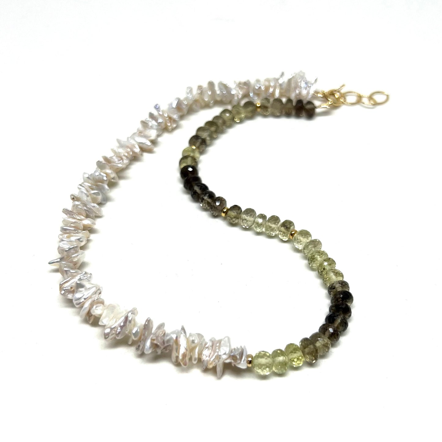 Asymmetrical necklace Beautiful keshi pearl and quartz