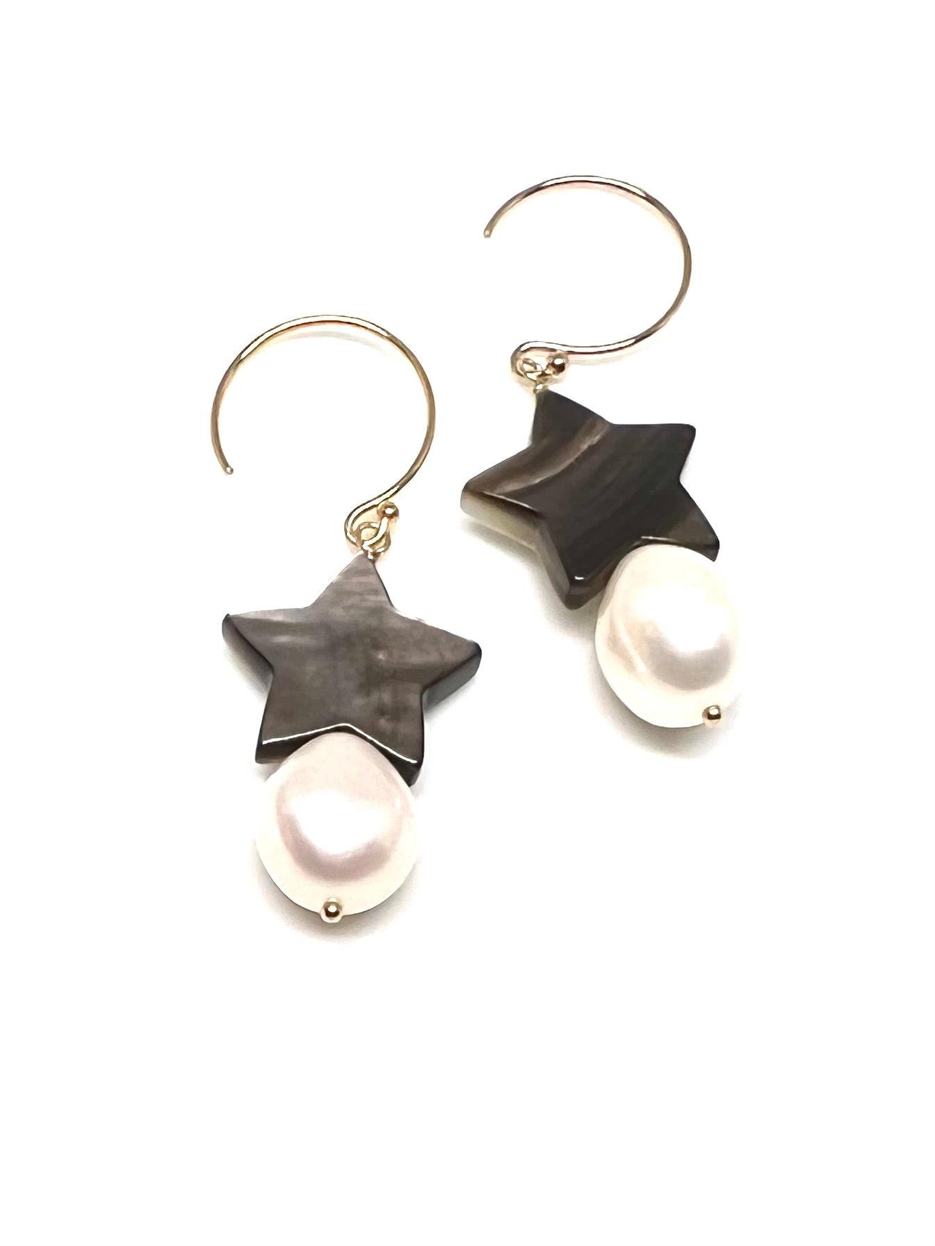 Star shell Baroque pearl earrings